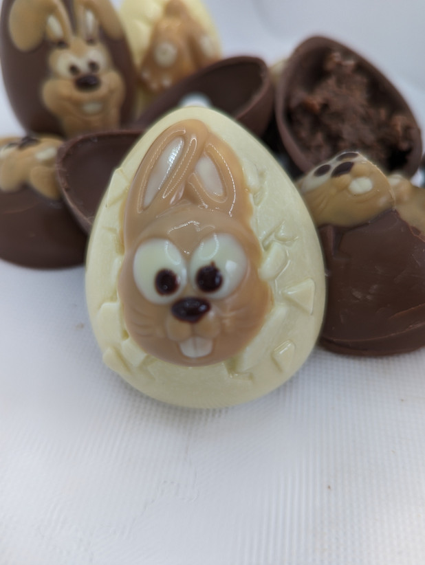 Easter egg bunny