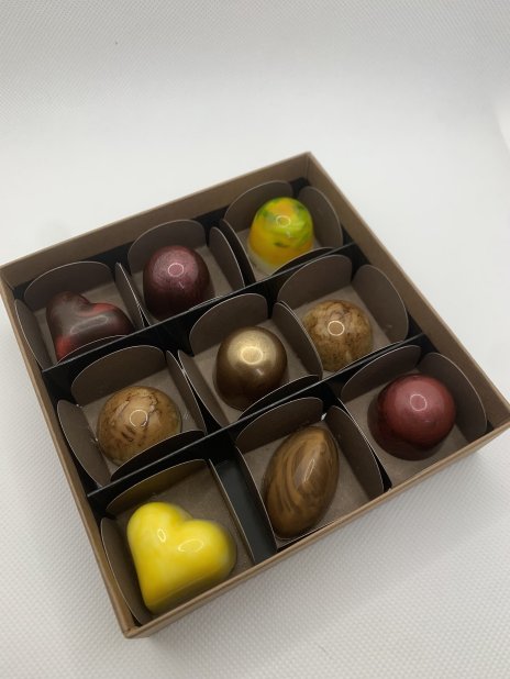 9 bonbons box